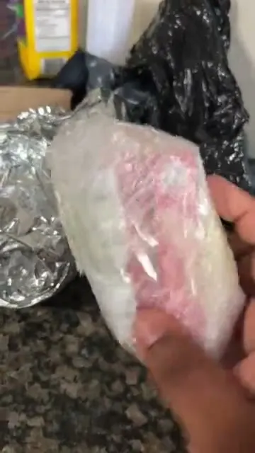 Vídeo de cliente abrindo o pedido recebido em casa (13 de 17)